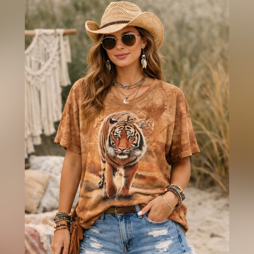 The Mountain 100% cotton oversized vintage inspired Brown Tiger Tee | L